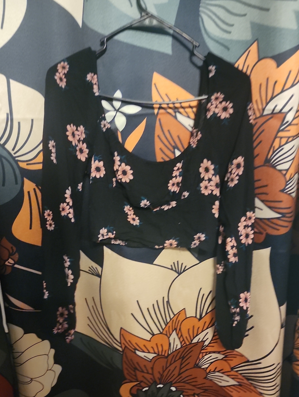 wild fable Black Floral Cropped Long-Sleeve Top